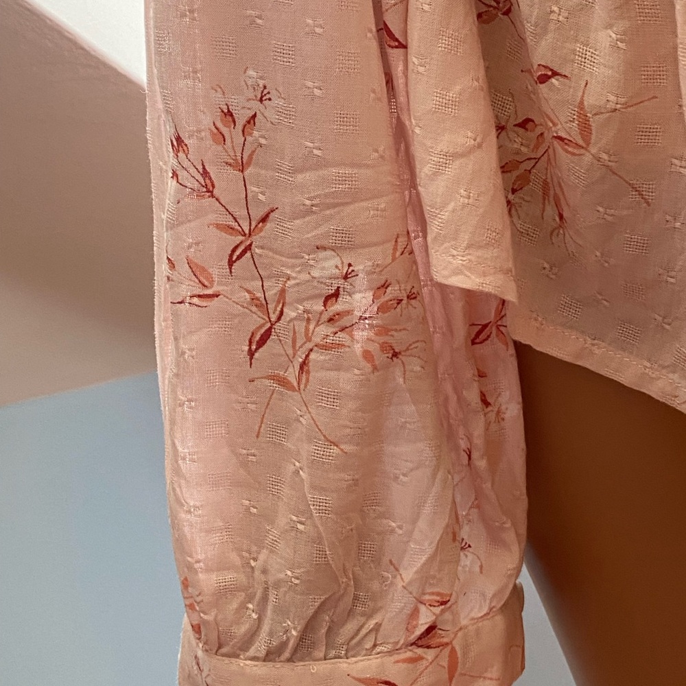 Lucky Brand Pink XL Blouse made with Environmentally Safe Model - Picture 3 of 9